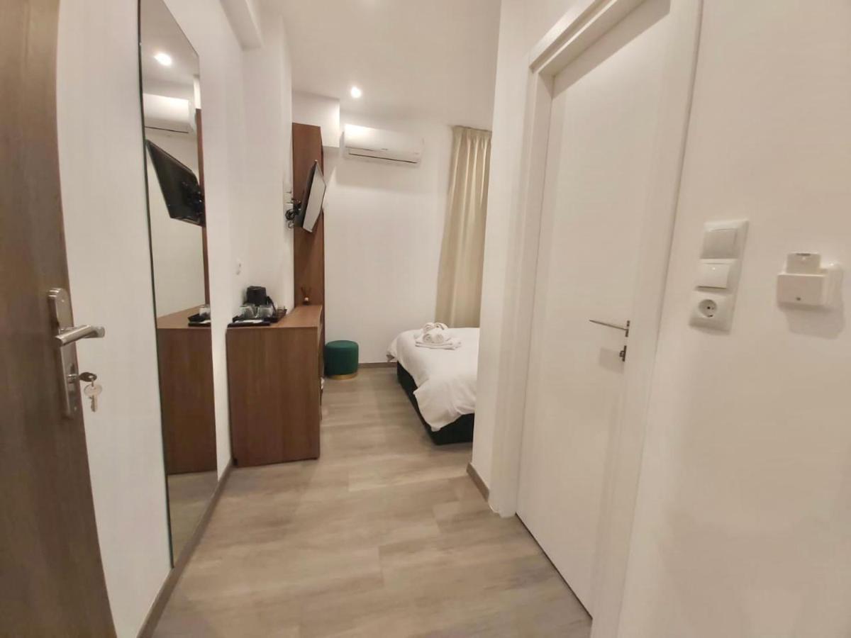 Real City Suites Syntagma Афины Экстерьер фото