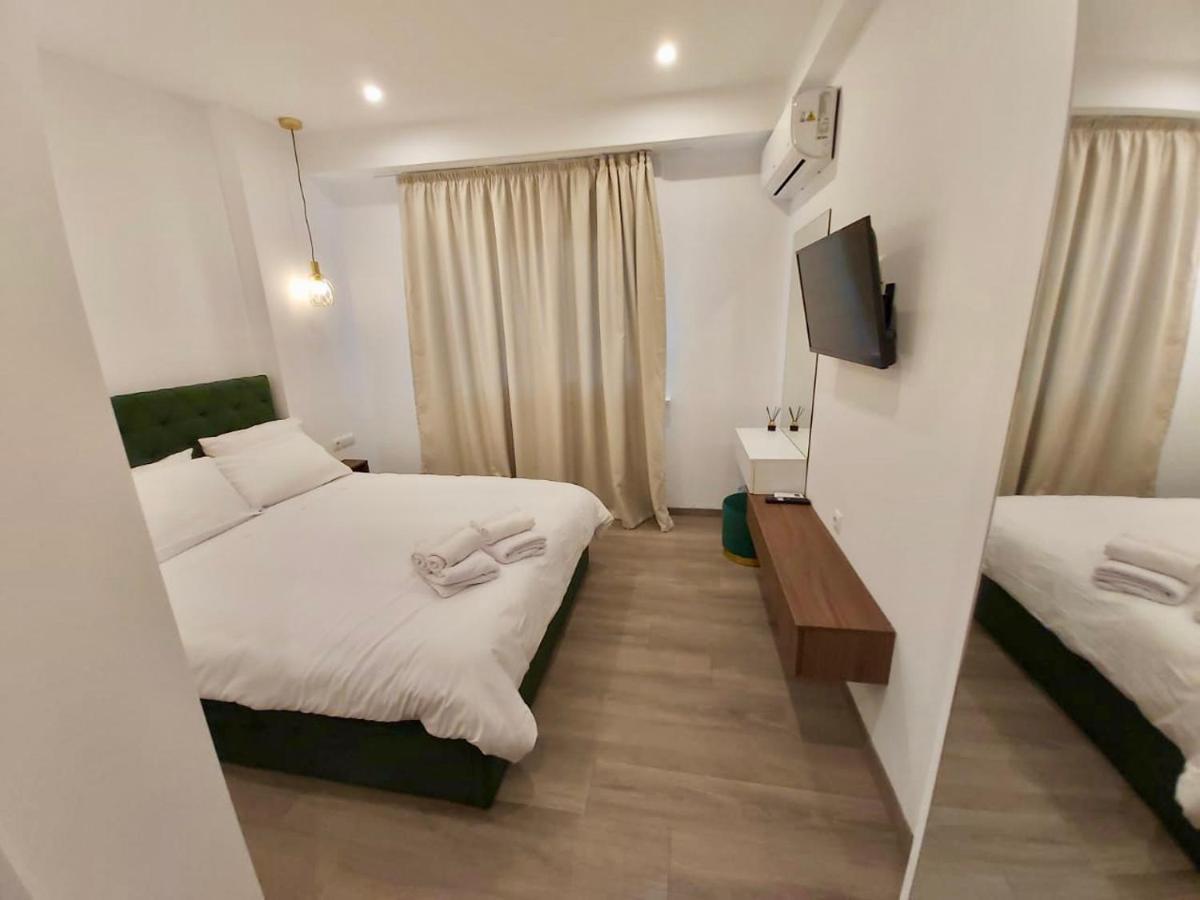Real City Suites Syntagma Афины Экстерьер фото